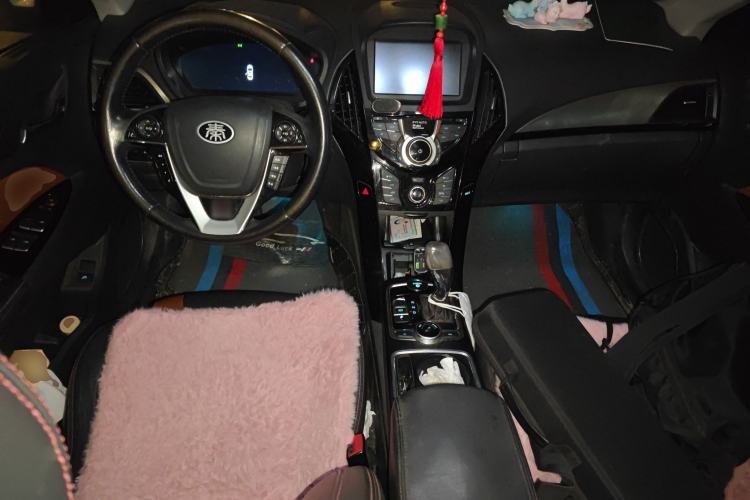 Used BYD Qin New Energy 2015 1.5T Dual-Crown Flagship Edition
