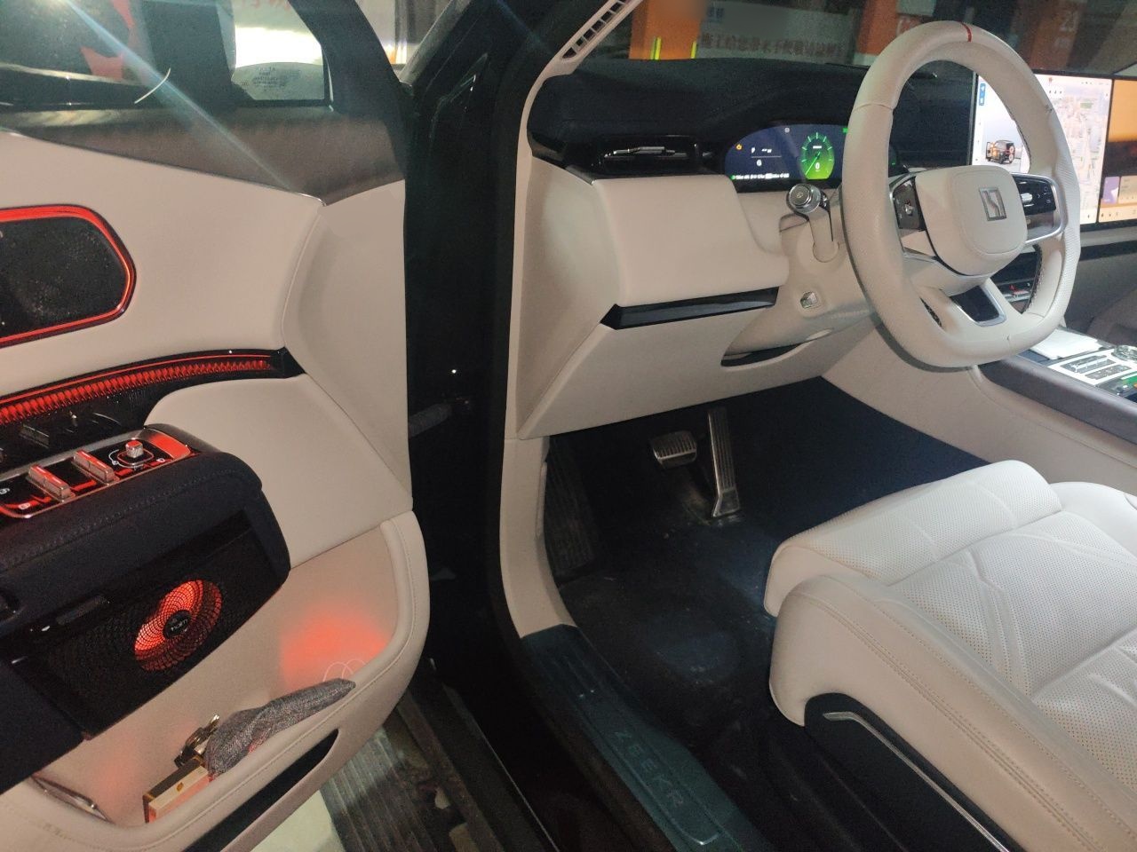 Zeekr 9X 2025 Ultra Edition 70kWh — снимка 16