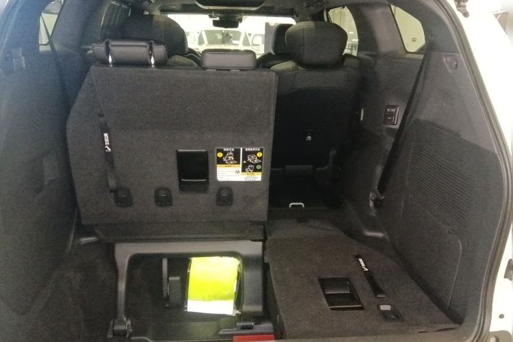 Used Toyota Granvia 2023 2.5L Hybrid Flagship VIP Edition Trunk