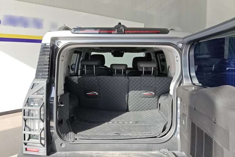 Used JETOUR Traveler 2023 2.0T All-Wheel-Drive CrossPRO