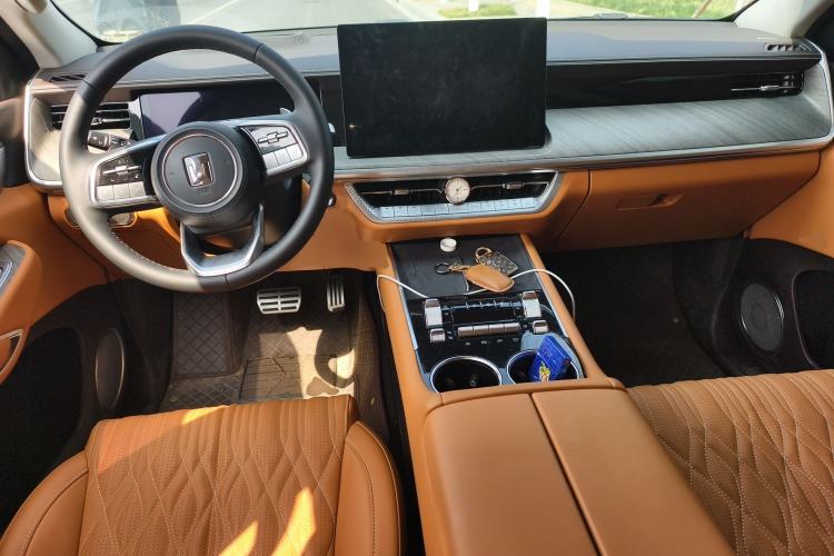 Used Tank 500 New Energy 2026 Model—Hi4-T Smart Enjoyment Version Center Console