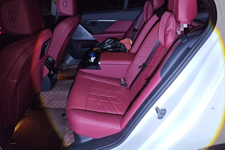 Used BMW i5 2024 eDrive 35L M Sport Package
