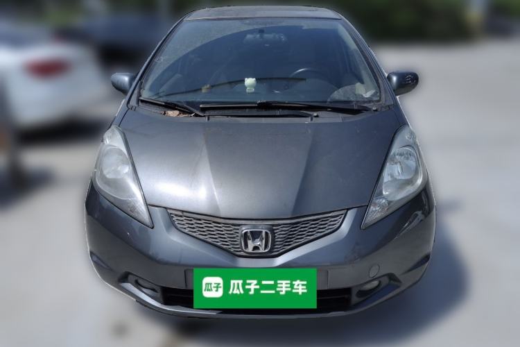 Used Honda Fit 2008 1.5L automatic luxury edition
