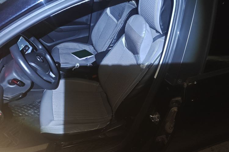 Used Volkswagen Santana 2016 1.6L Manual Fashion Edition
