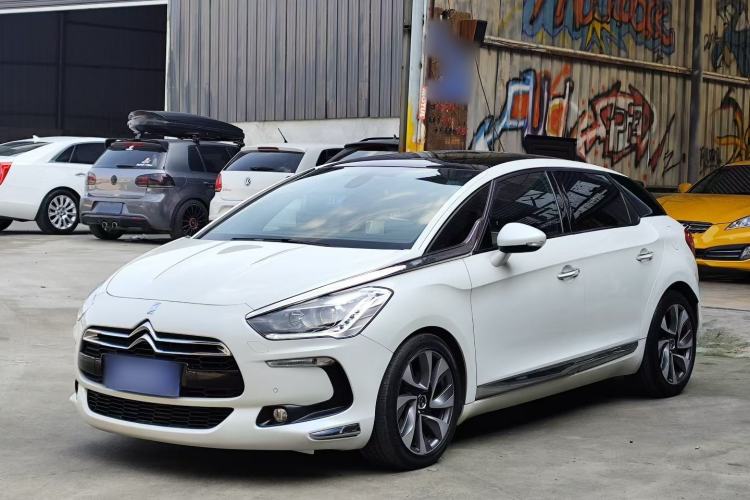 Used DS 5 2012 1.6T Prestige Edition
