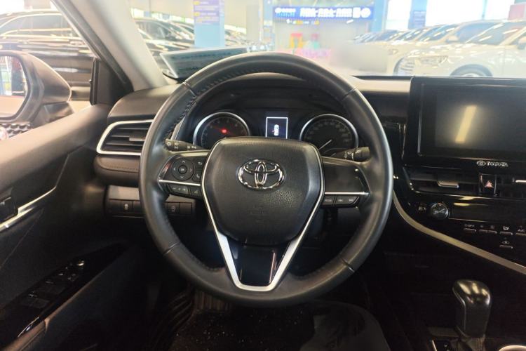 Used Toyota Camry 2023 2.0GVP Premier Edition Steering Wheel