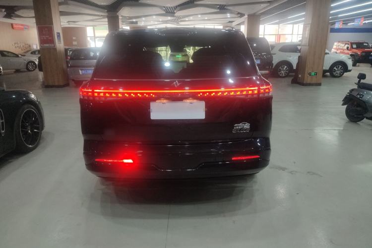 Used Dongfeng eπ eπ008 2024 210Max Range-Extended Version 6 Seats