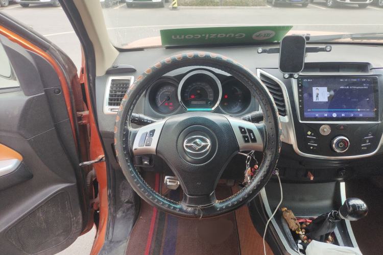 Used Huanghai Jiaolong 2015 2.4L Two-Wheel Drive Gasoline Sport Edition 4G69S4N
