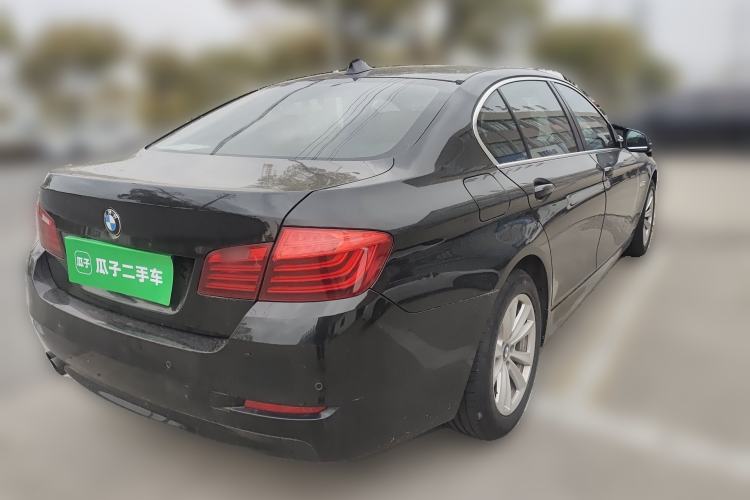Used BMW 5 Series 2014 520Li Elegant Model Rear Right 45 Deg