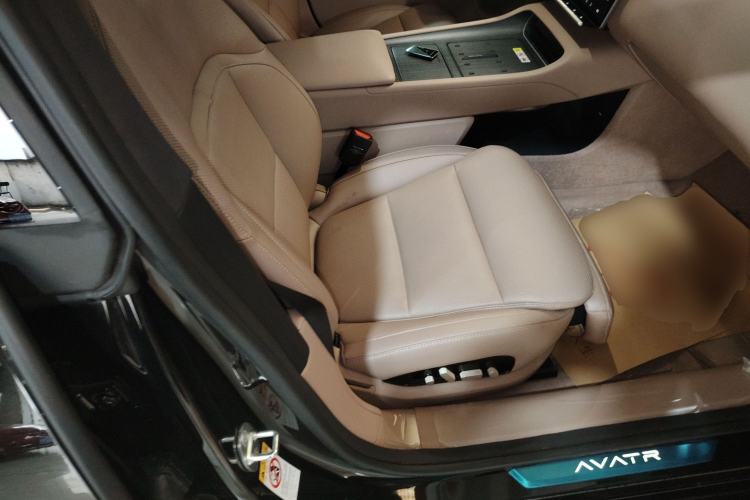 Used Avatr 12 2026 Ultra Pure-Electric All-Wheel-Drive Version Right Front Seat