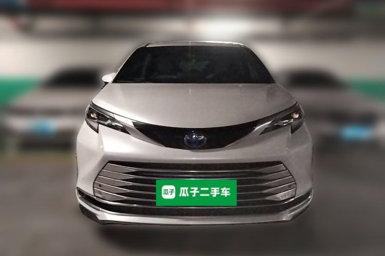 Used Toyota SIENNA 2021 2.5L Hybrid Premium Edition
