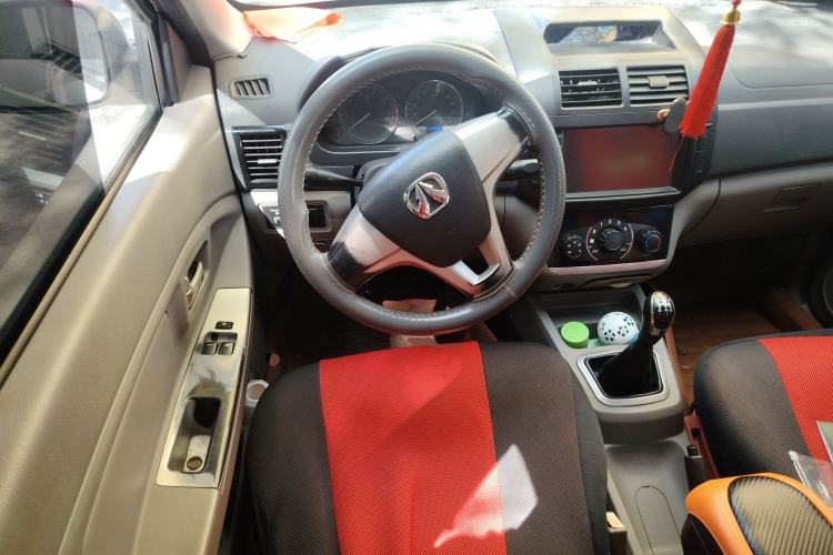 Used BAIC Weiwang M20 2015 1.2L economy version A122 Steering Wheel
