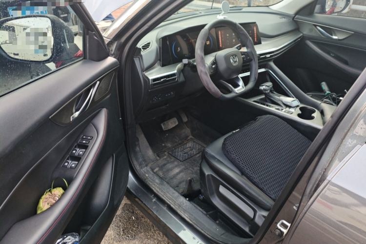 Used CHANGAN CS35PLUS 2021 Blue Whale NE 1.4T DCT Prestige Model