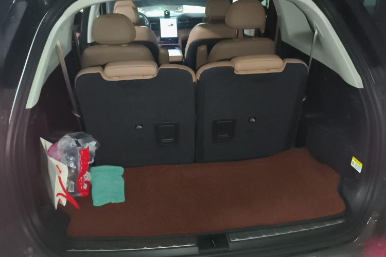 Used Nio ES8 2018 355 km Base Version 6-Seater Edition