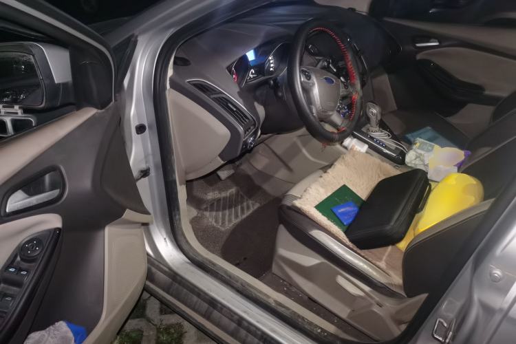 Used Ford Focus 2012 Hatchback 1.6L Automatic Fashion Edition
