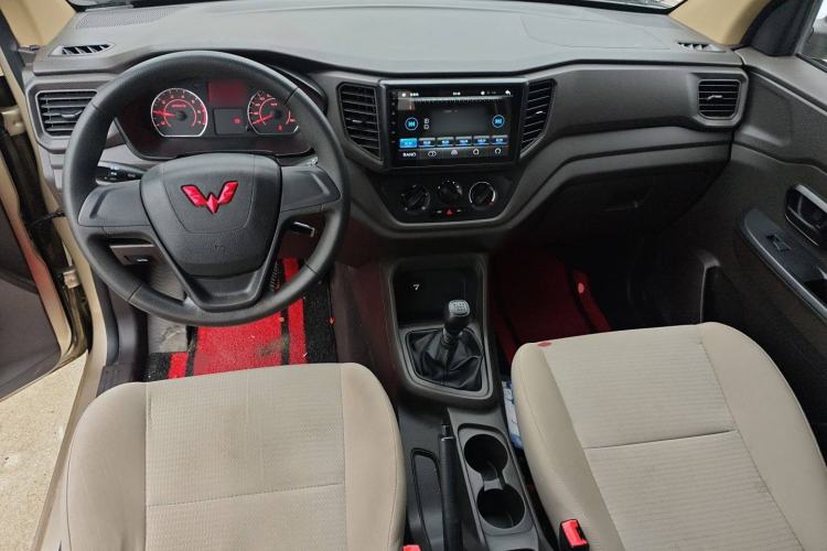 Used Wuling Hongguang V 2022 1.5L Jingqu Version Hydraulic Power Steering LAR
