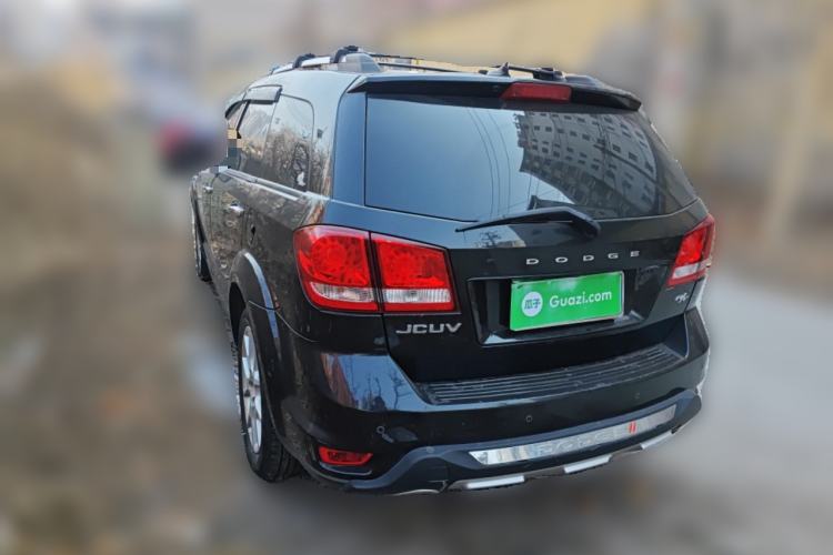 Used Dodge Journey 2013 2.4L Two-Wheel Drive Luxury Version Rear Left 45 Deg