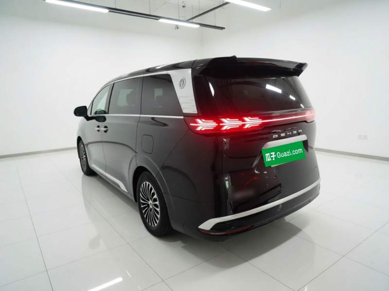Used Denza D9 2024 DM-i 980 Four-Wheel Drive Flagship Model — 4