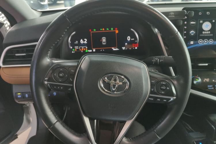 Used Toyota Camry 2021 2.5G Luxury Edition
