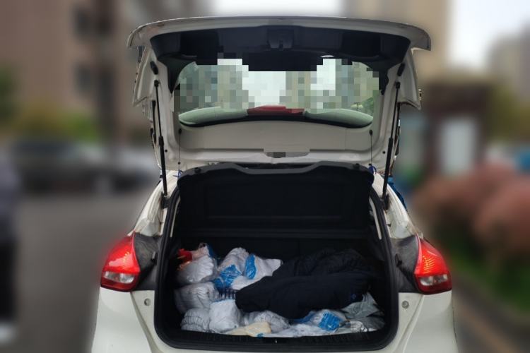 Used Ford Focus 2015 Hatchback 1.6L Automatic Comfort Model Trunk