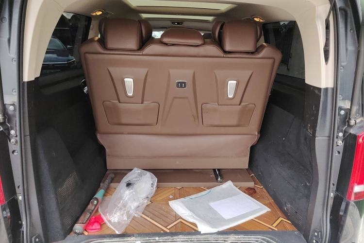 Used Mercedes-Benz V-Class 2022 V 260 L Long Wheelbase Prestige Edition