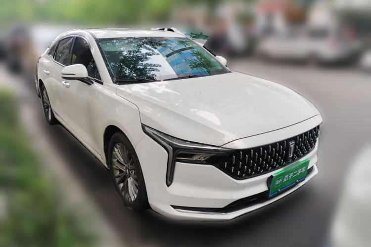 Used Bestune B70 2025 Dragon Edition 1.5T Quality Enjoyment Model Front Right 45 Deg