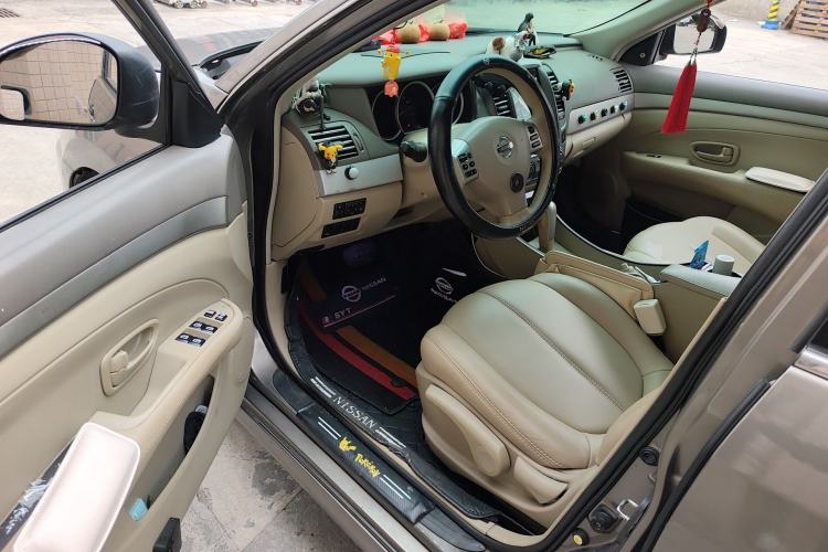 Used Nissan Sylphy 2012 Classic 1.6XE Automatic Comfort Edition Driver Seat