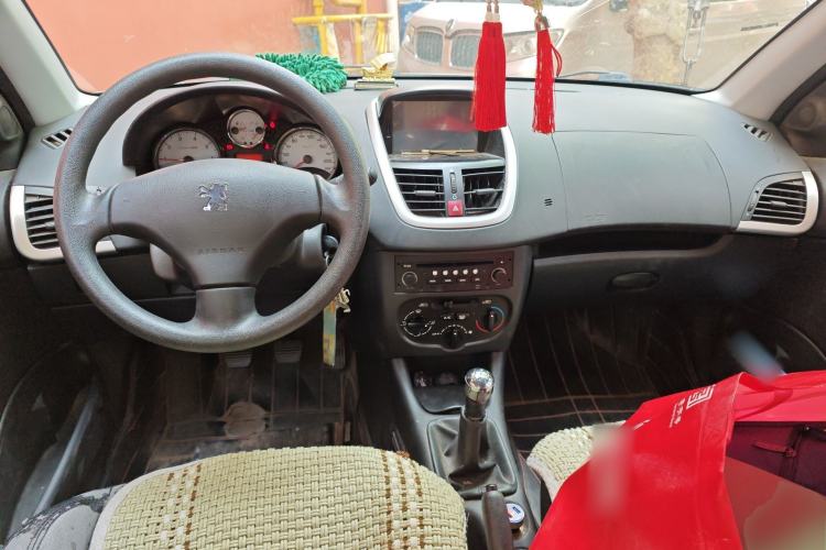 Used Peugeot 207 2011 Hatchback 1.4L Manual Yule Edition Center Console