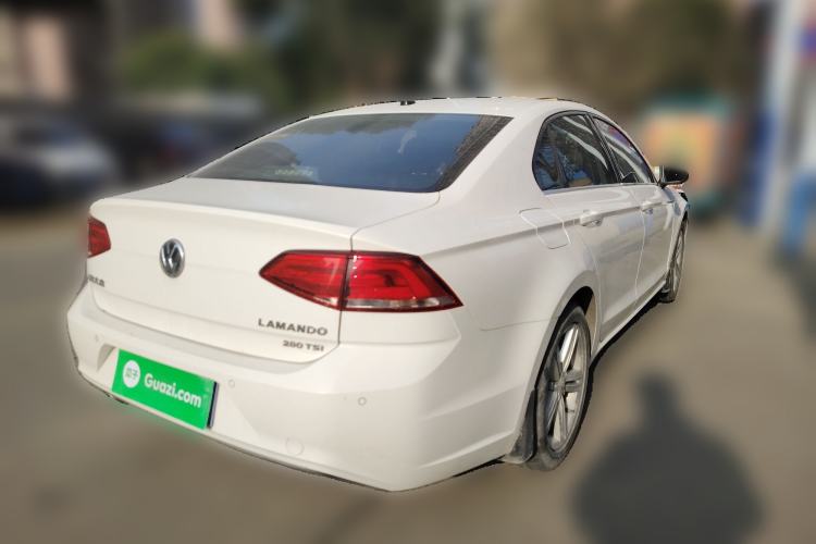 Used Volkswagen Lamando 2018 280TSI DSG Comfort Edition Rear Right 45 Deg