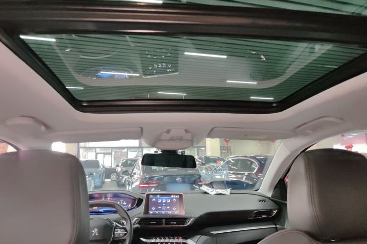 Used Peugeot 4008 2017 350THP Elite Edition Headliner
