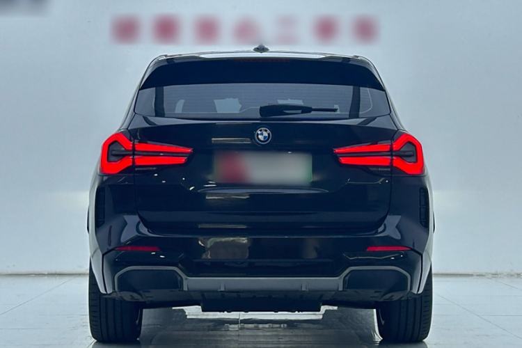 Used BMW iX3 2024 Leading Model
