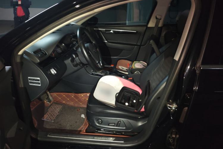 Used Volkswagen Magotan 2016 1.8TSI Luxury Comfort Model
