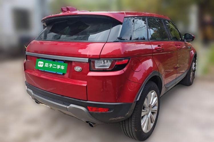 Used Land Rover Range Evoque 2018 240 PS SE Smart Brilliance Edition Rear Right 45 Deg