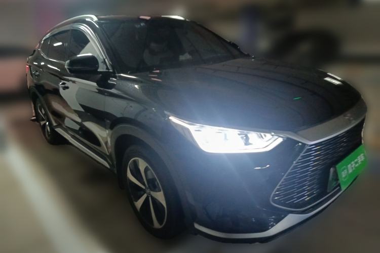 Used BYD Song PLUS New Energy 2021 DM-i 51KM Prestige Model Front Right 45 Deg