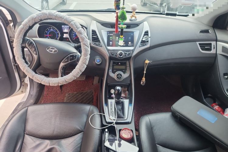 Used Hyundai Elantra (5th Generation / Langdong) 2015 1.6L Automatic Luxury Model
