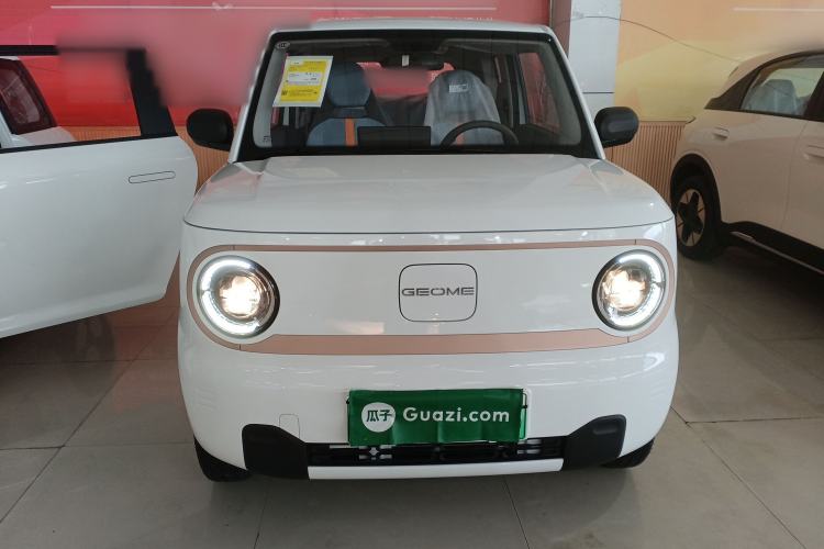Used Geely Galaxy Panda 2024 Panda Mini 200km Endurance Bear
