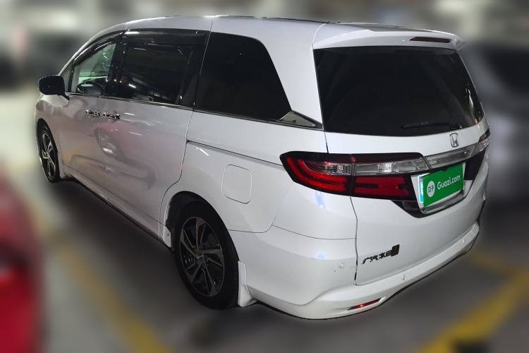 Used Honda Odyssey 2015 Updated Version 2.4L Smart Edition Rear Left 45 Deg