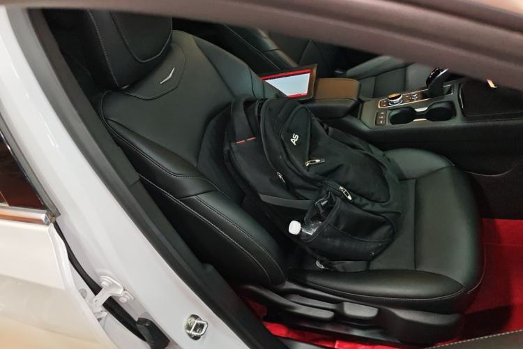 Used Cadillac XT4 2022 28T Two-Wheel Drive Fashion Edition