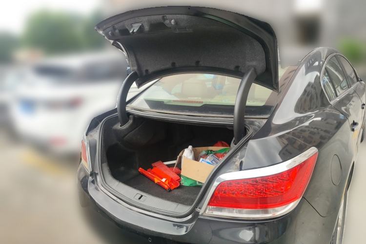 Used Buick LaCrosse 2012 2.4L SIDI Elegant Edition Trunk