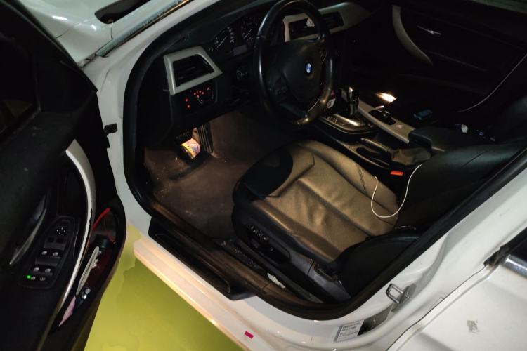 Used BMW 3 Series 2015 320Li Luxury Edition Fashion Model
