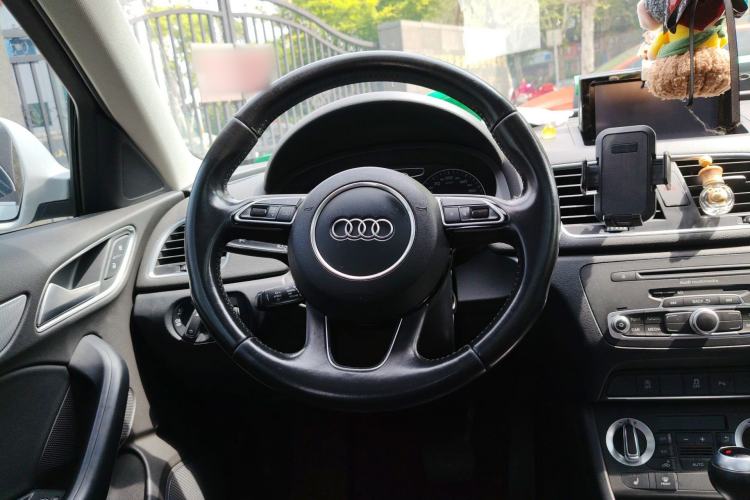 Used Audi Q3 2015 35 TFSI quattro Technology Edition