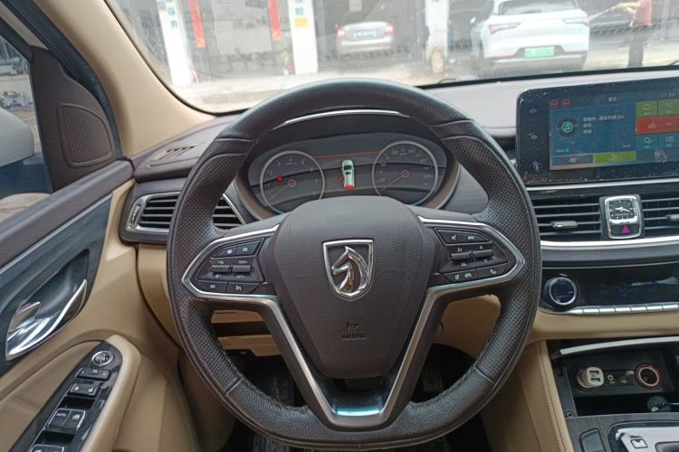 Used Baojun 730 2017 1.8L iAMT Prestige Version 7 Seats