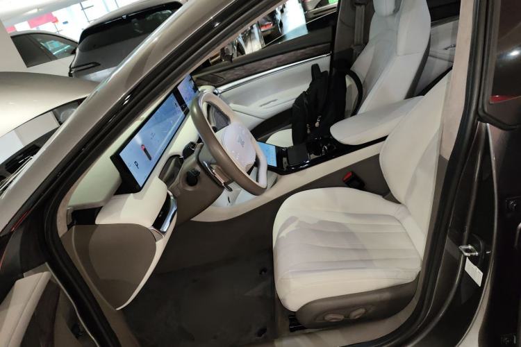 Used IM L7 2022 Dynamic Model
