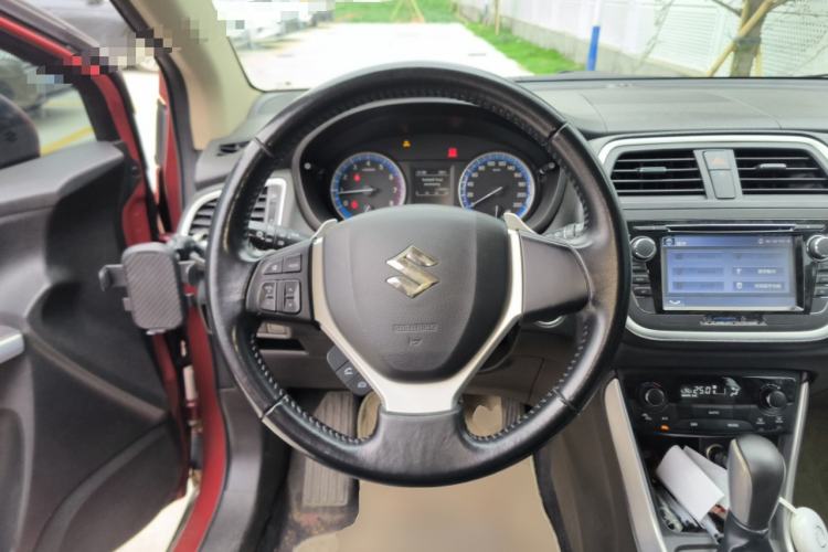 Used Suzuki S-Cross 2014 1.6L CVT Two-Wheel Drive Elite Version