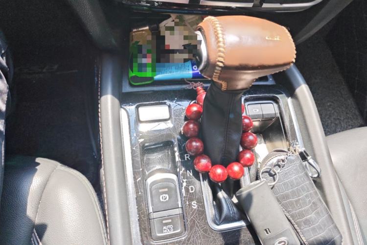 Used GAC Trumpchi GS8 2017 320T Two-Wheel Drive Luxury Smart Connectivity Version (7 Seats) Gear Lever