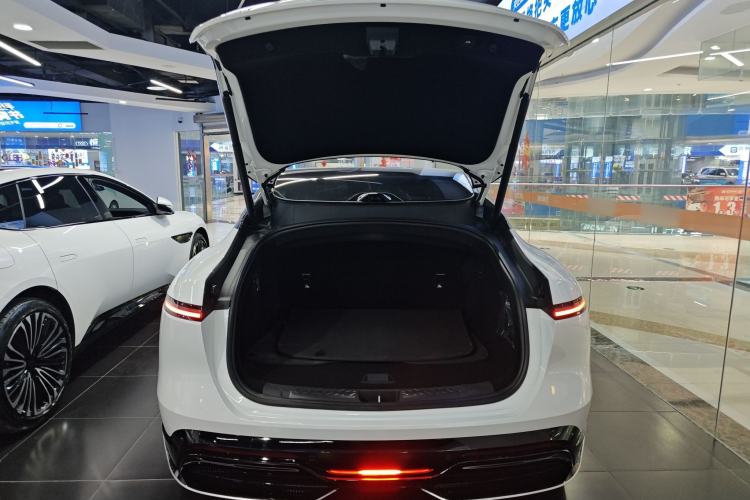 Used Avatr 06 2025 Ultra Pure Electric Edition