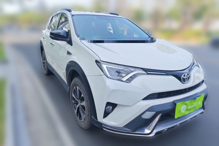 Used Toyota RAV4 2018 2.0L CVT Two-Wheel Drive Fashion X Edition
