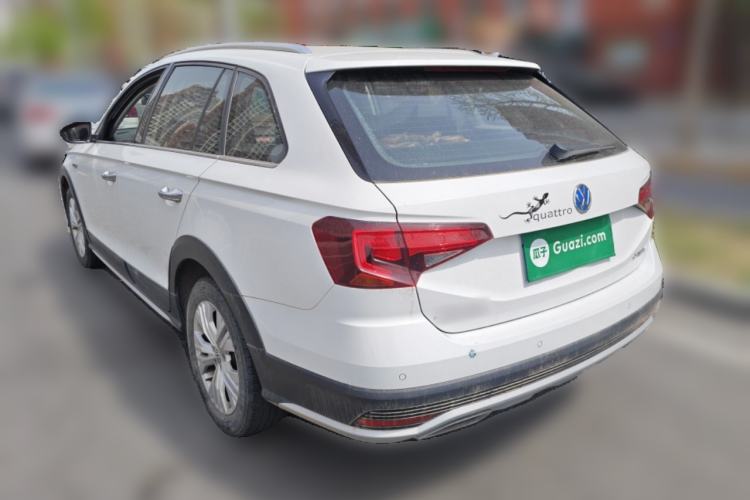 Used Volkswagen C-TREK 2017 1.6L Automatic Comfort Model Rear Left 45 Deg