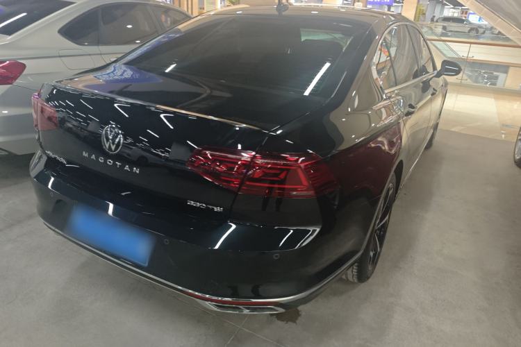 Used Volkswagen Magotan 2023 2 Million Units Commemorative Edition 330TSI DSG Luxury Version Rear Right 45 Deg