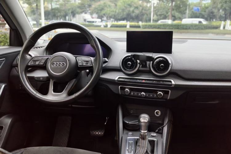 Used Audi Q2L e-tron 2022 Q2L e-tron Pure Electric Smart Enjoyment Model Interior 4